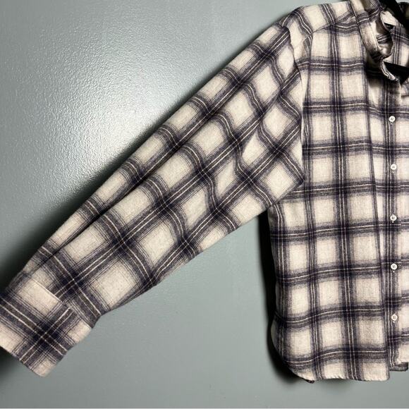 Banana Republic Wool Blend Ruffle Collar Flannel Shirt Gray Plaid Women’s Size L - Picture 3 of 8